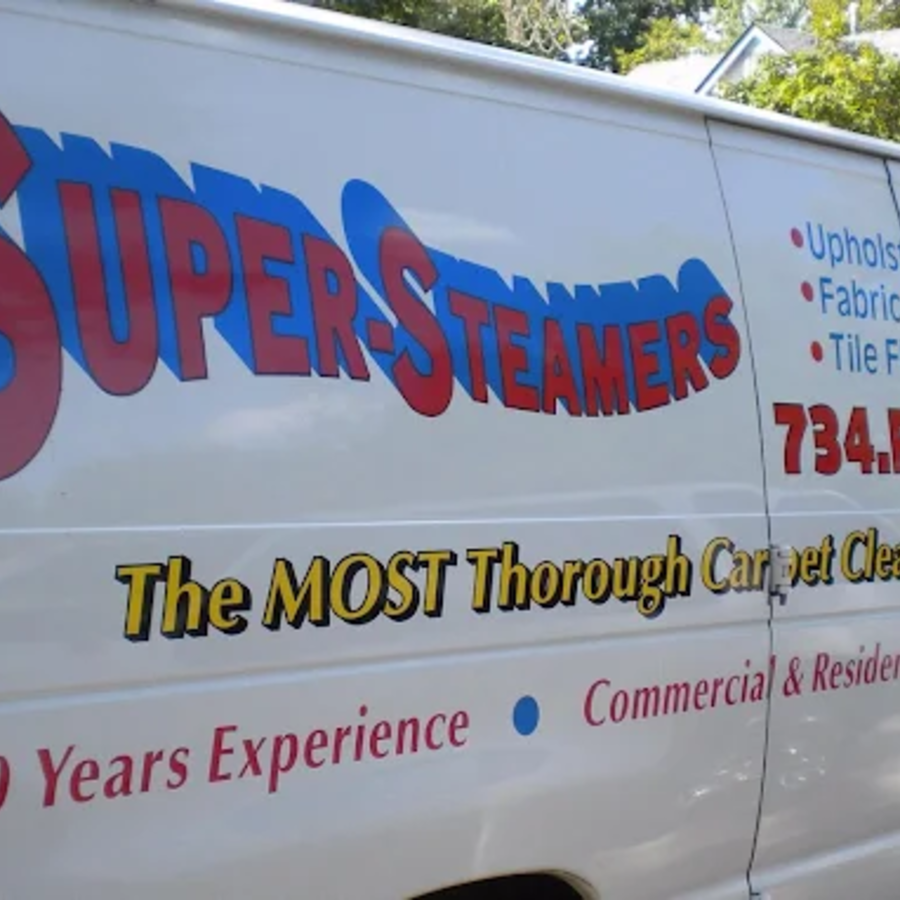 Super Steamers Canton MI carpet cleaning technician
